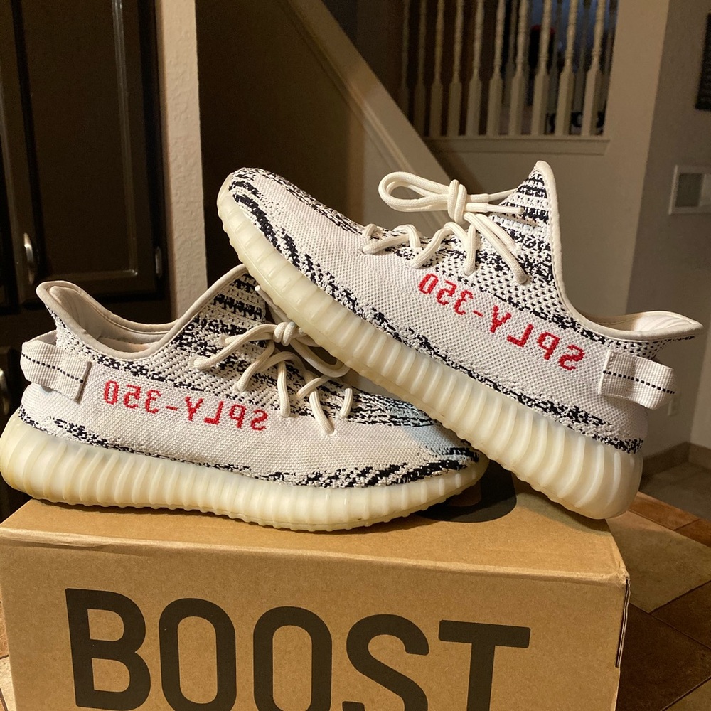 Yeezy 350 Zebra